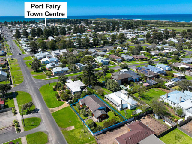 97 Bank Street, Port Fairy VIC 3284