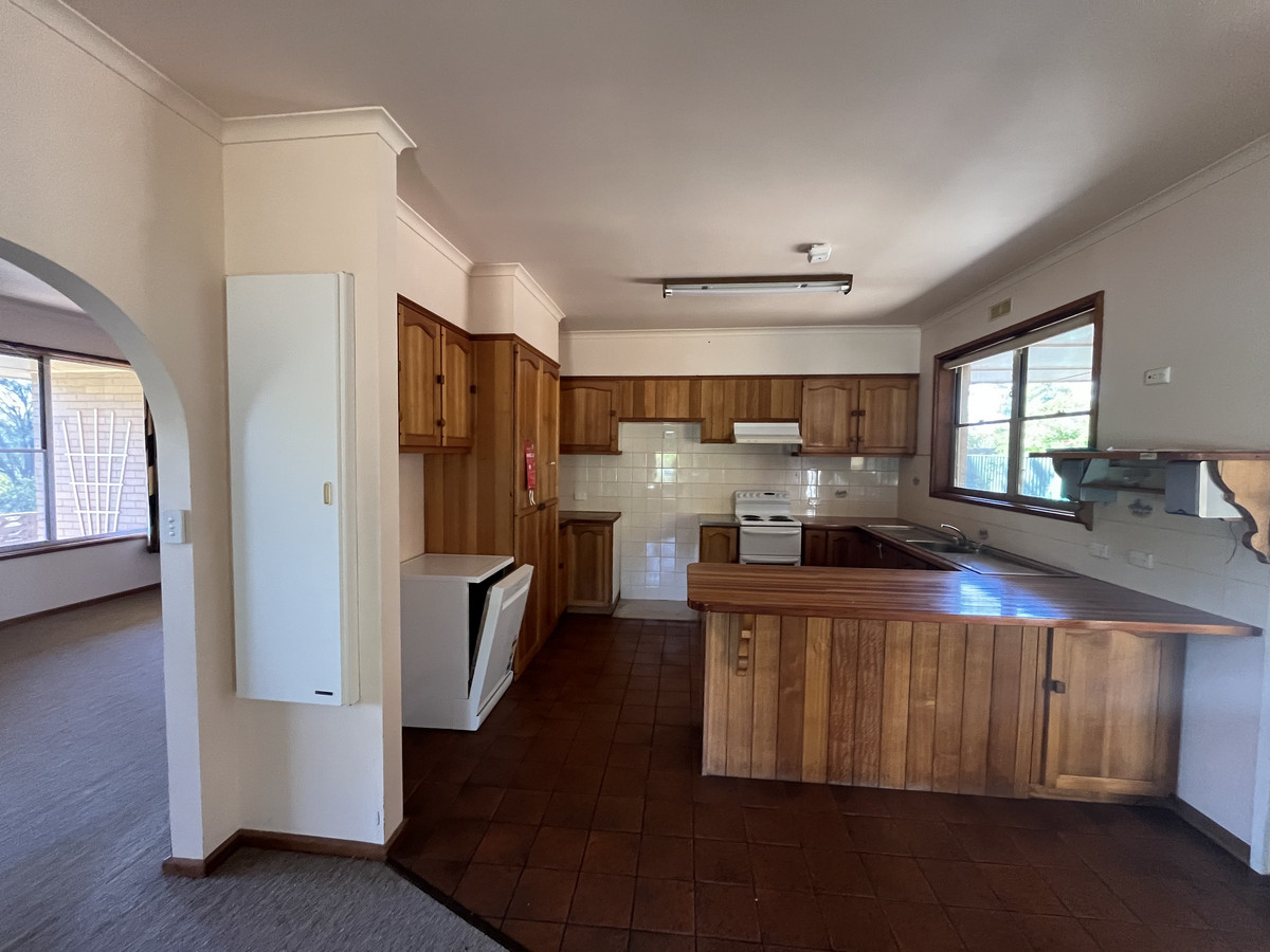 37 Sterling Street, Dunkeld VIC 3294