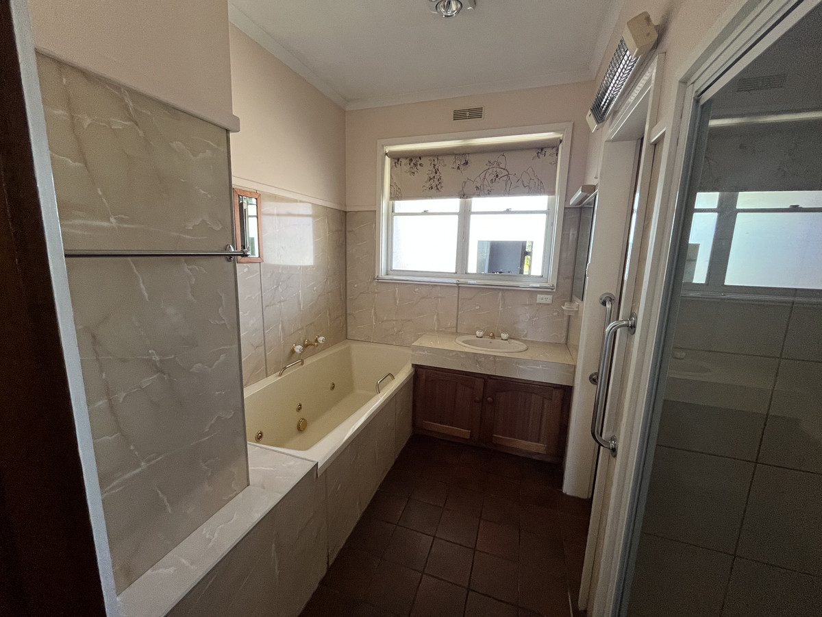 37 Sterling Street, Dunkeld VIC 3294