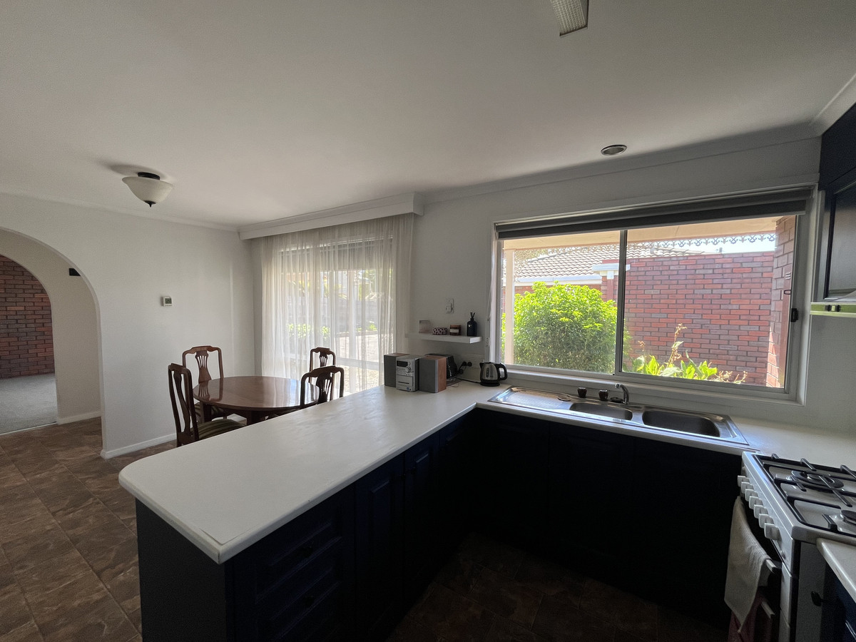 2/3 Shakespeare Street, Hamilton VIC 3300