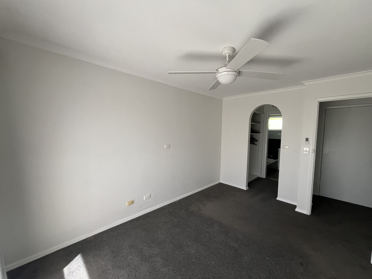 2/3 Shakespeare Street, Hamilton VIC 3300