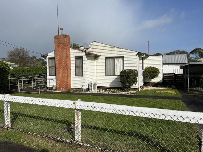 61 George Street, Hamilton VIC 3300