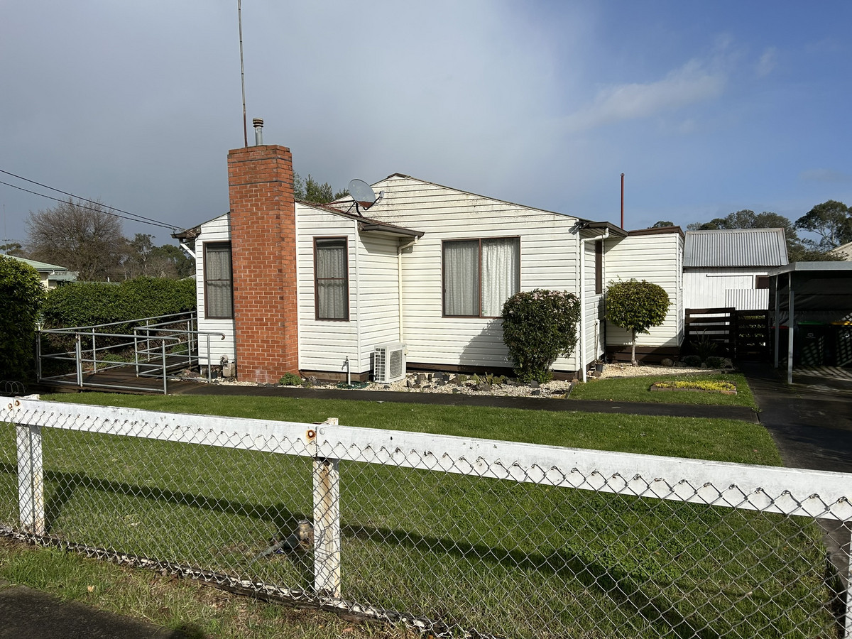 61 George Street, Hamilton VIC 3300
