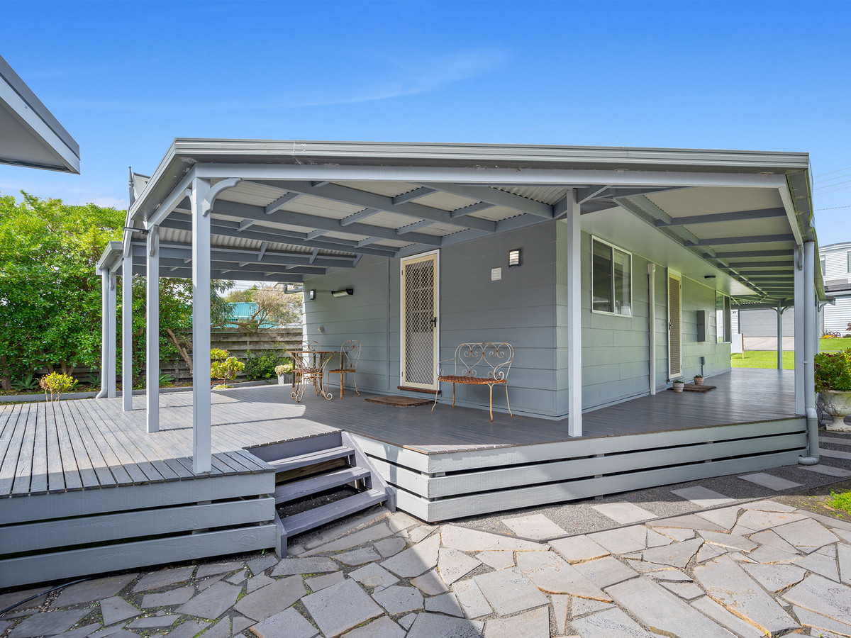 32 Reardon Street, Port Fairy VIC 3284