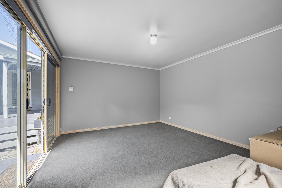 32 Reardon Street, Port Fairy VIC 3284
