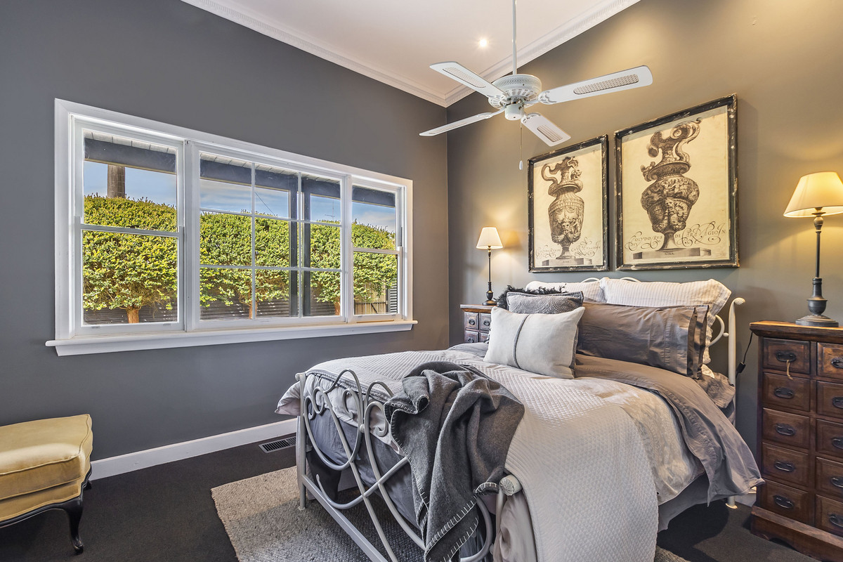 43 Byron Street, Hamilton VIC 3300