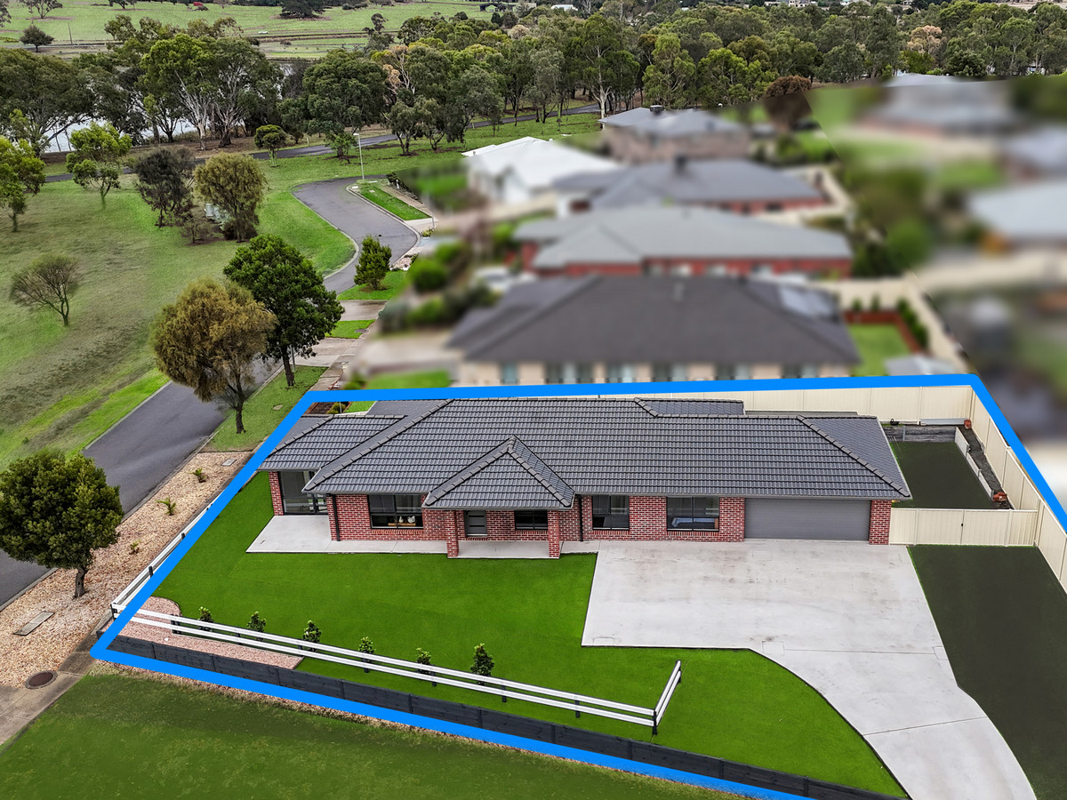 13 Handbury Boulevard, Hamilton VIC 3300