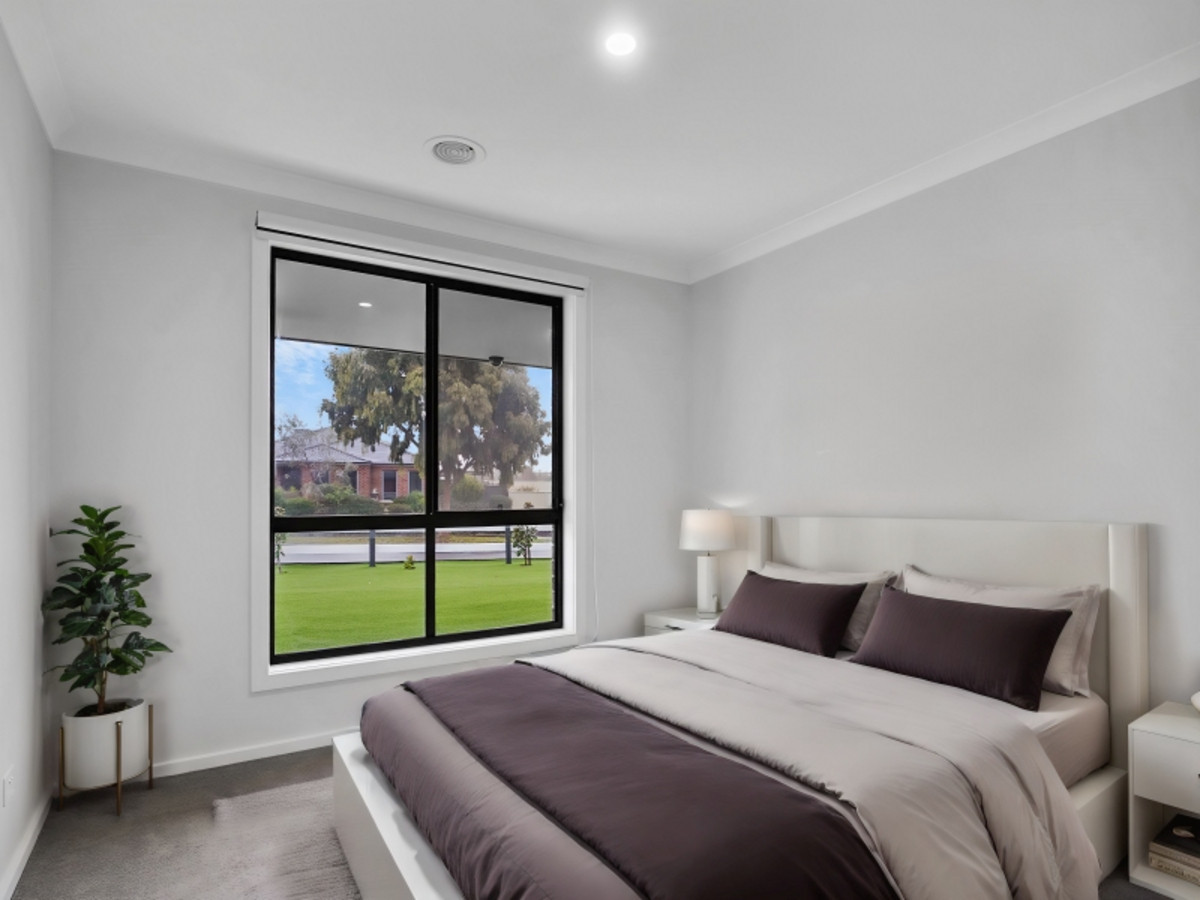 13 Handbury Boulevard, Hamilton VIC 3300