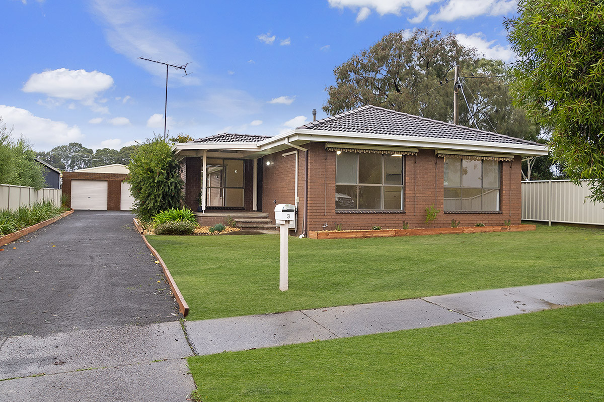 3 David Street, Hamilton VIC 3300