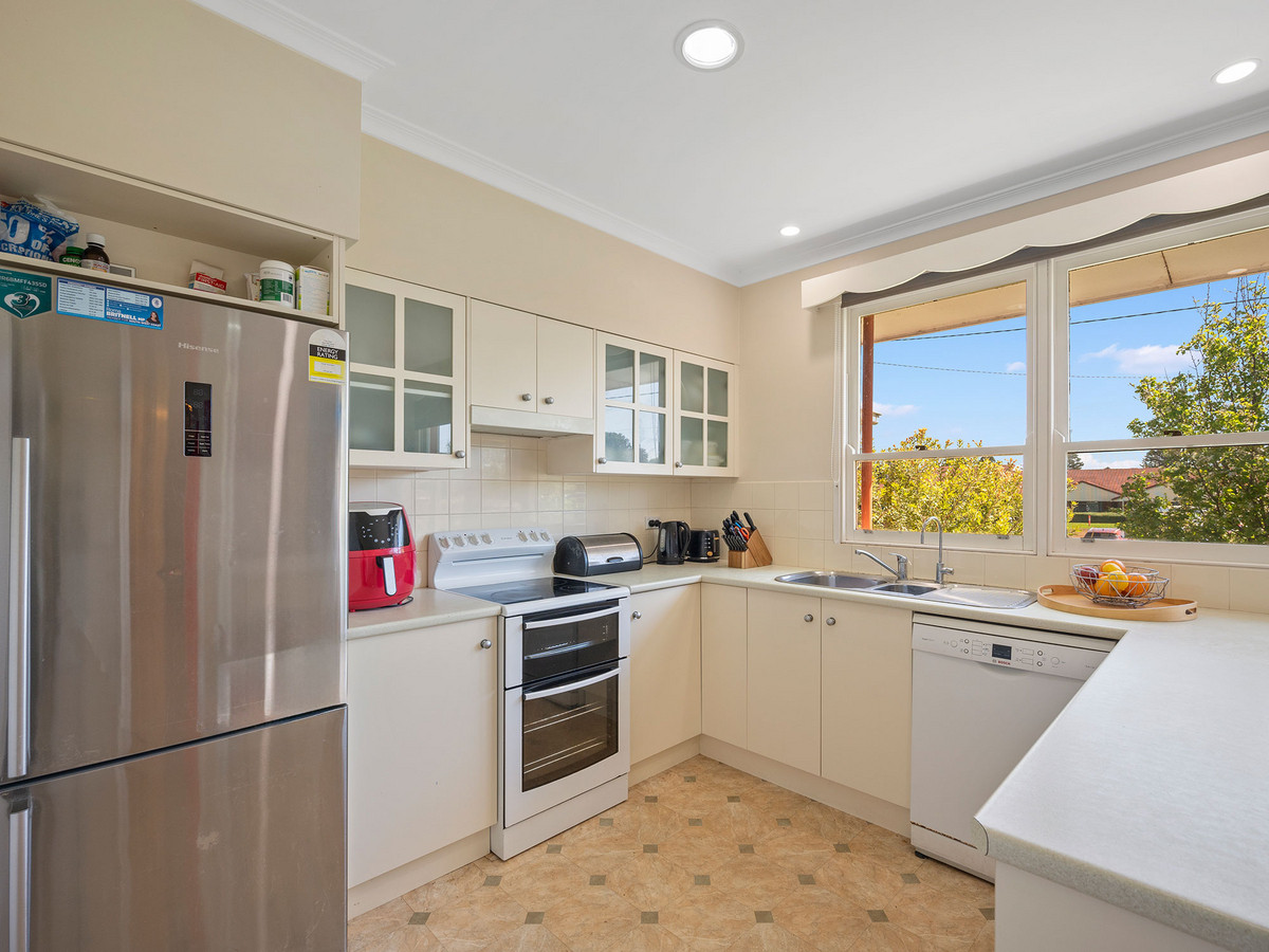 97 Bank Street, Port Fairy VIC 3284