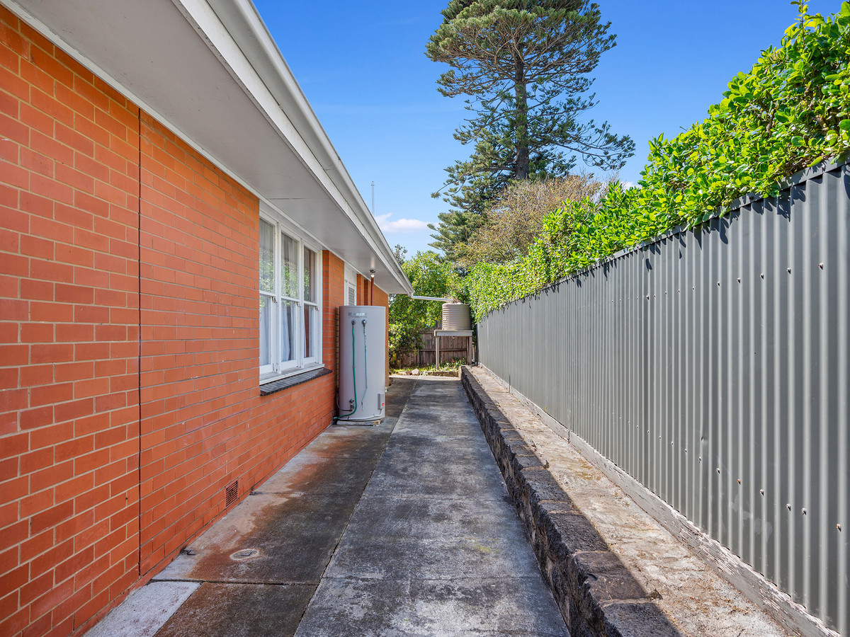 97 Bank Street, Port Fairy VIC 3284