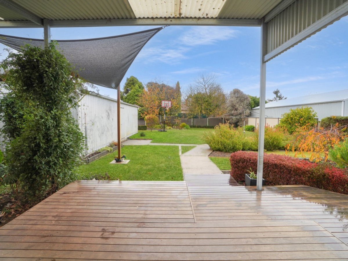 4 Haig Street, Hamilton VIC 3300