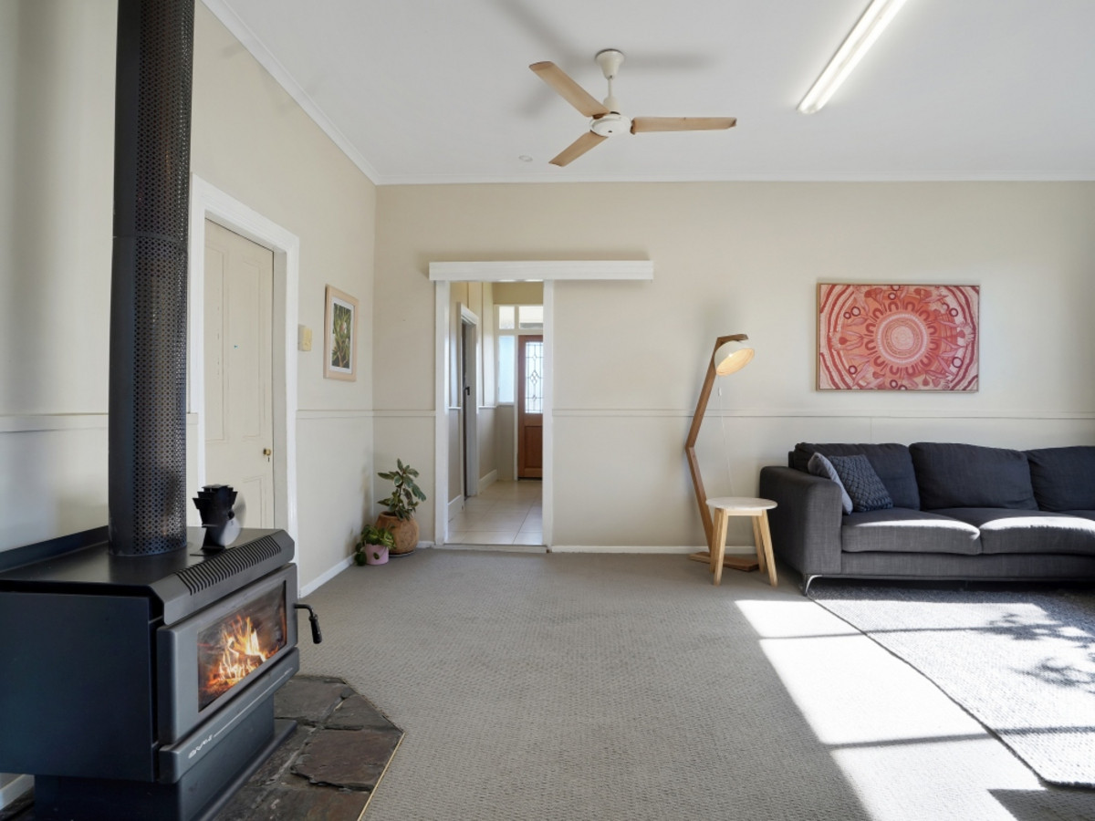 16 Glass Street, Dunkeld VIC 3294