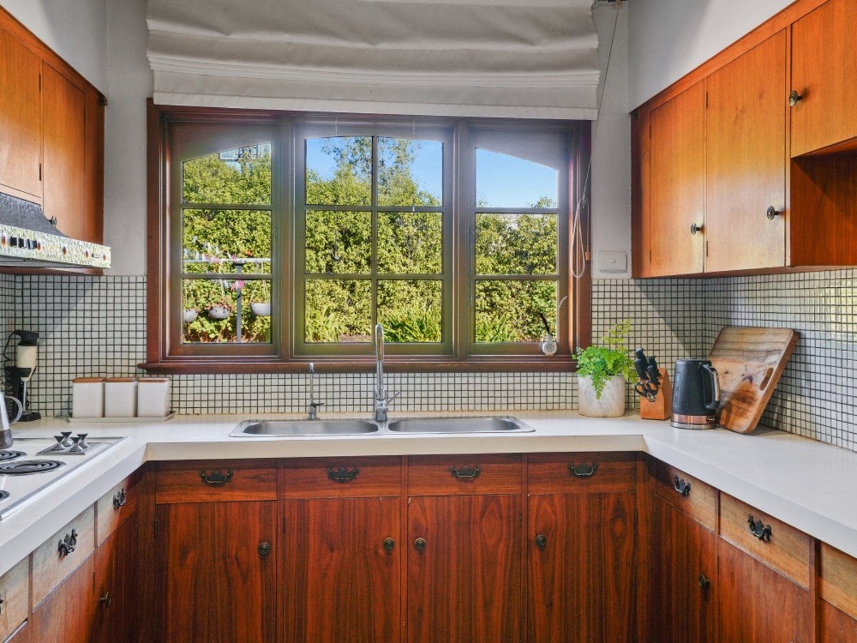 5 Cross Street, Hamilton VIC 3300
