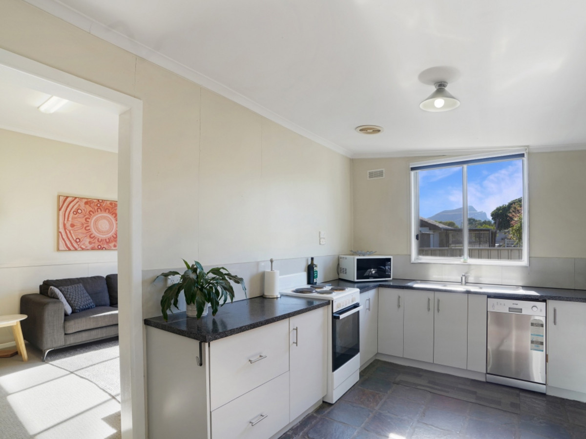 16 Glass Street, Dunkeld VIC 3294