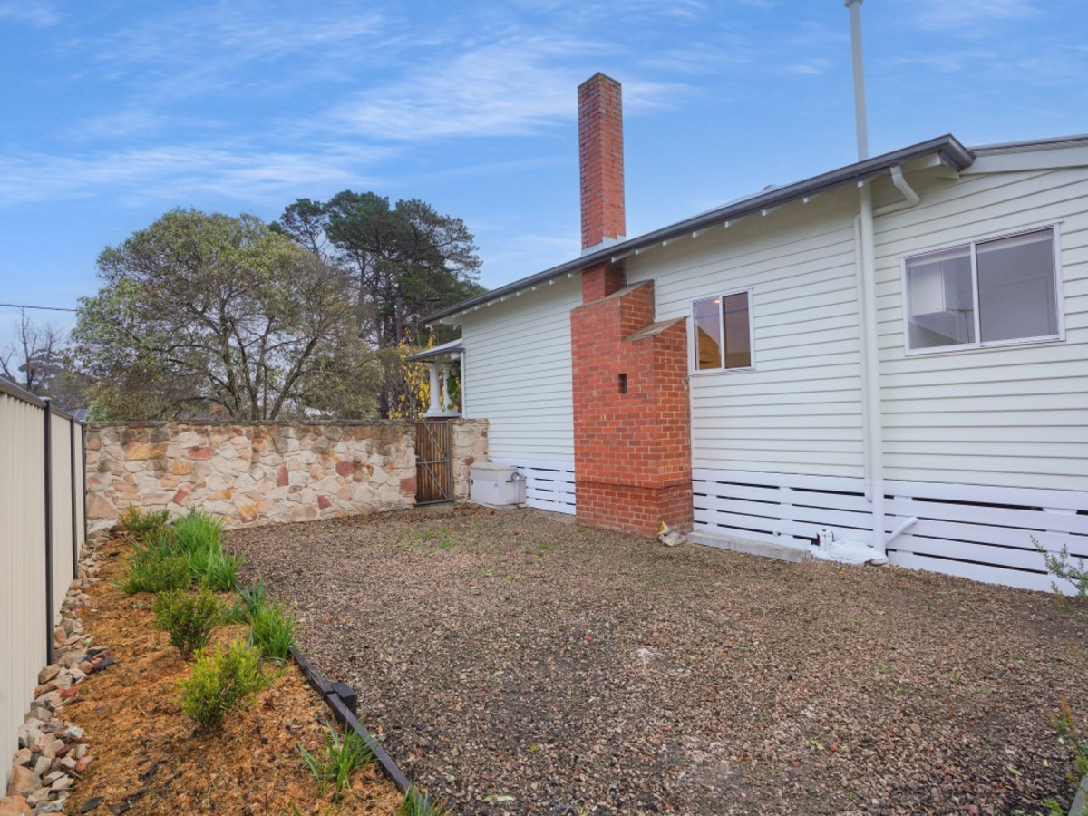 4 Haig Street, Hamilton VIC 3300