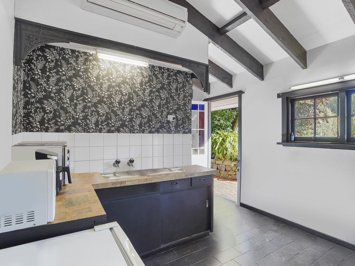 5 Cross Street, Hamilton VIC 3300