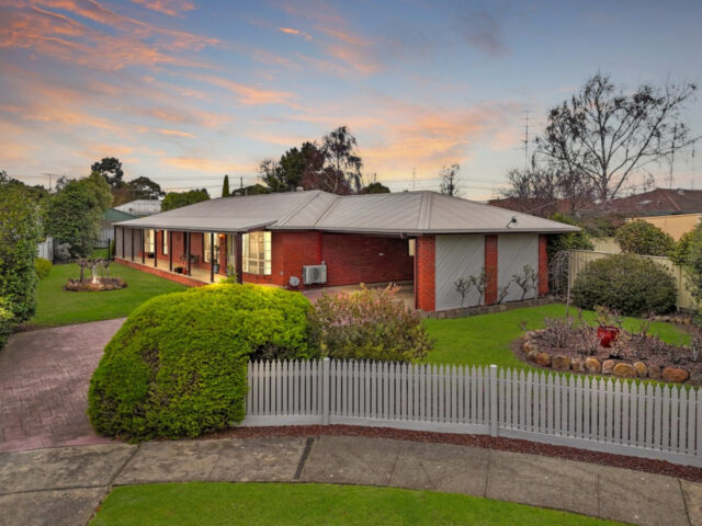 17 David Street, Hamilton VIC 3300