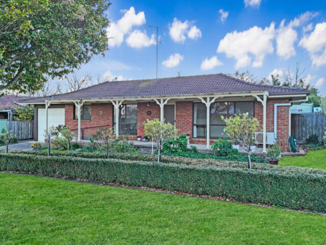 25 Skene Street, Hamilton VIC 3300