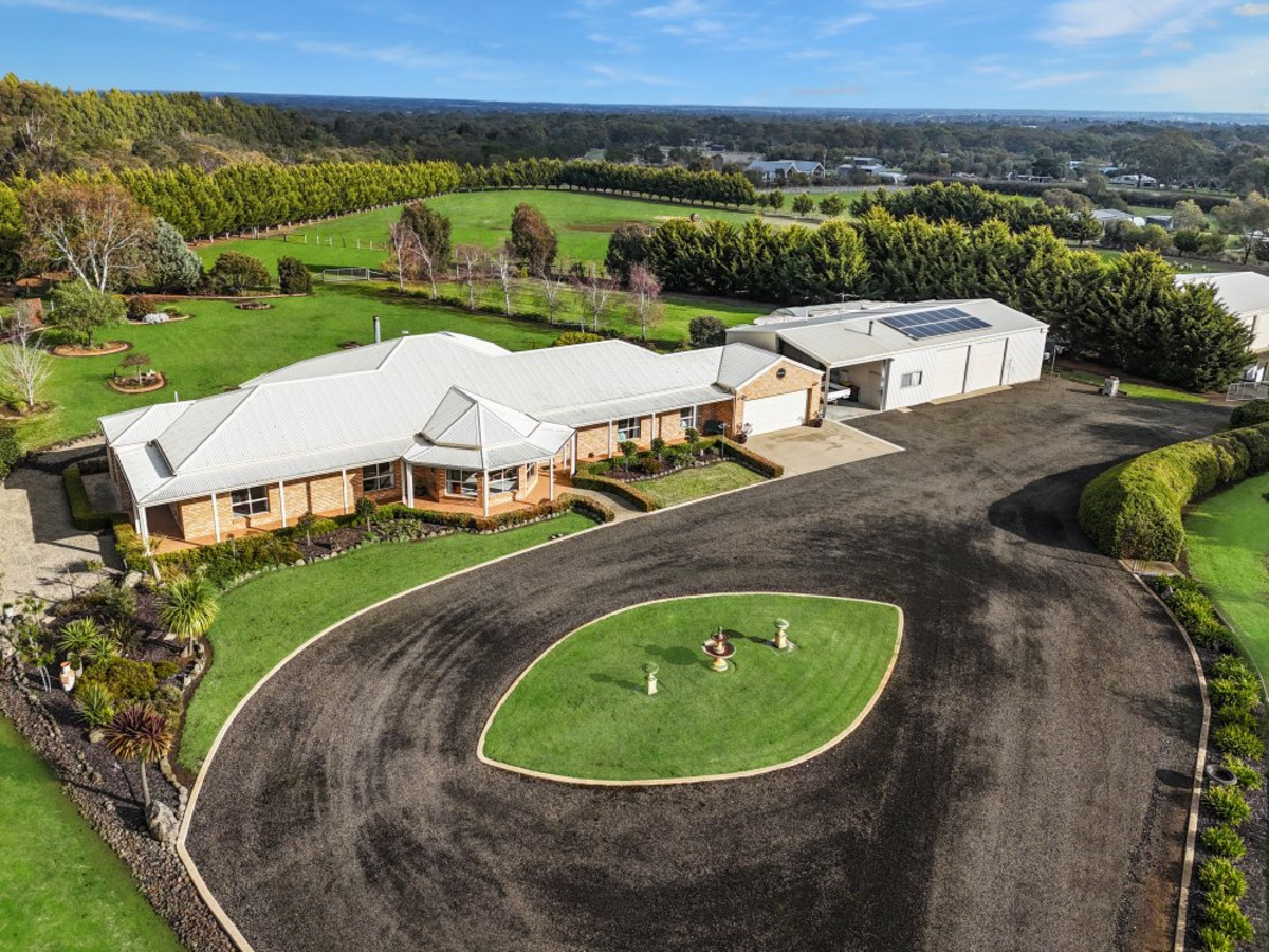 244 Beveridges Road, Hamilton VIC 3300