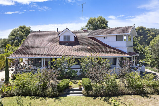 6 Dryden Street, Hamilton VIC 3300