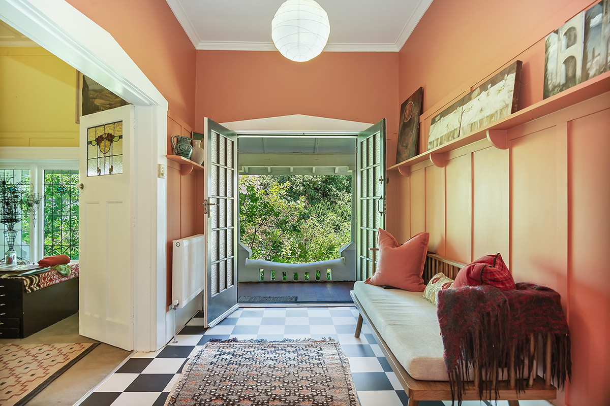 6 Dryden Street, Hamilton VIC 3300