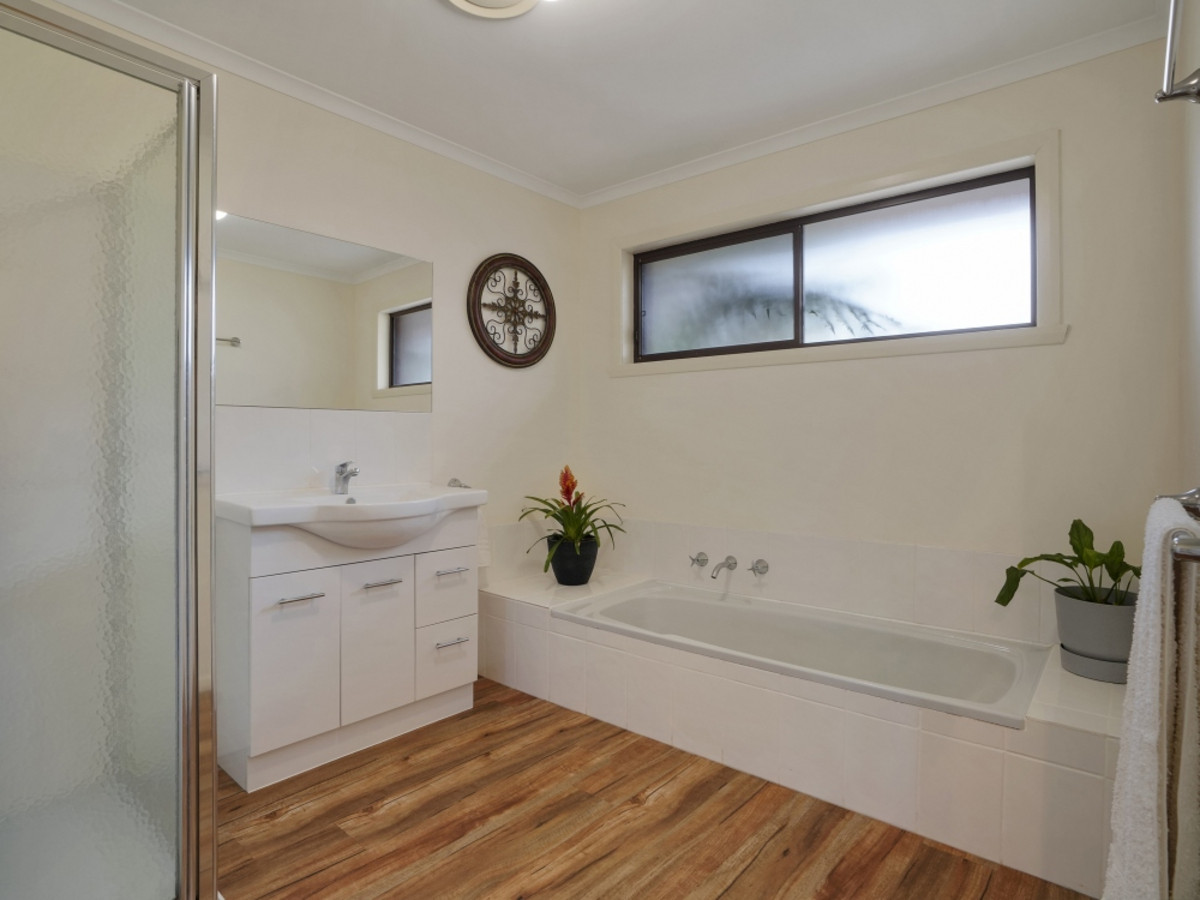 17 David Street, Hamilton VIC 3300