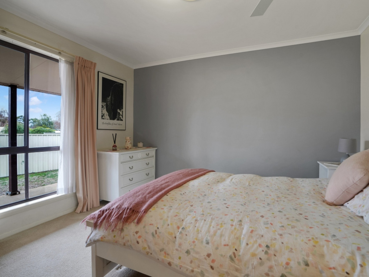 17 David Street, Hamilton VIC 3300