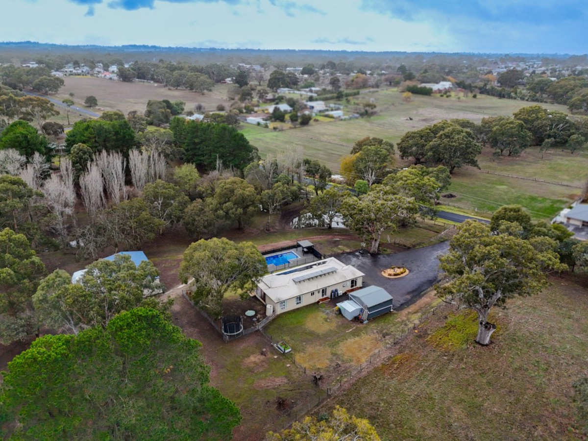 47 Young Street, Hamilton VIC 3300