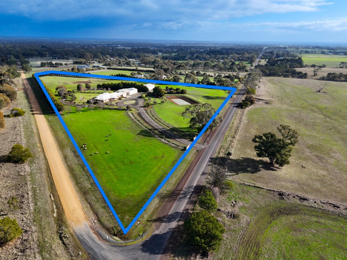 244 Beveridges Road, Hamilton VIC 3300