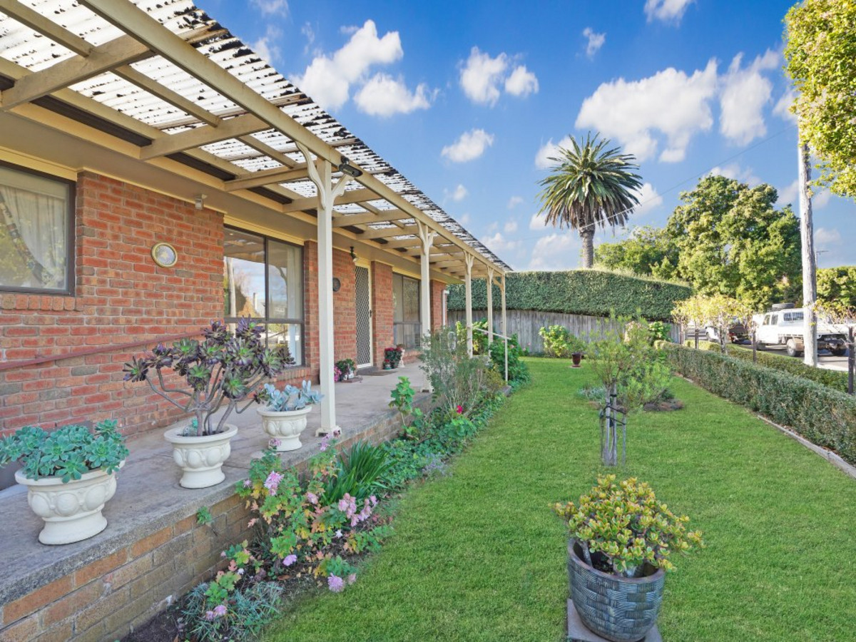 25 Skene Street, Hamilton VIC 3300