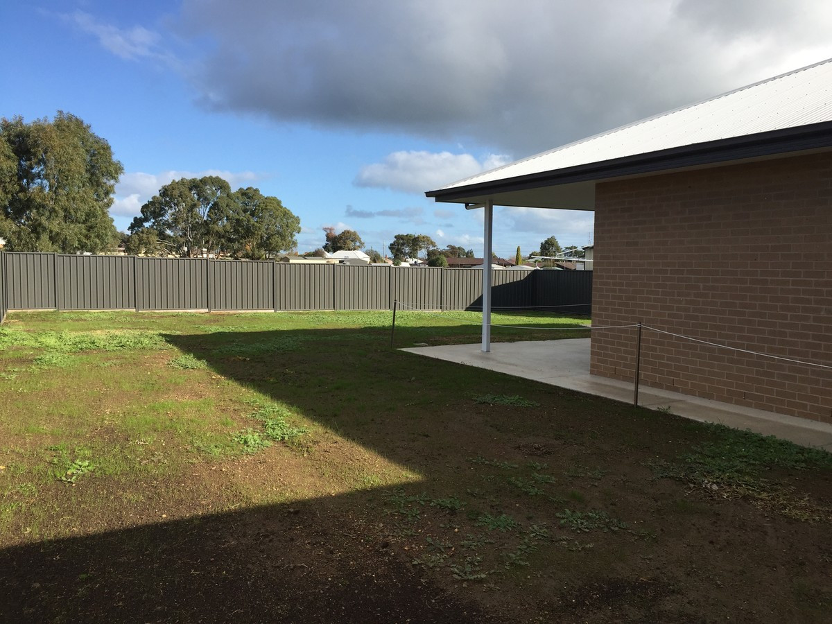 42-44 King Street, Hamilton VIC 3300