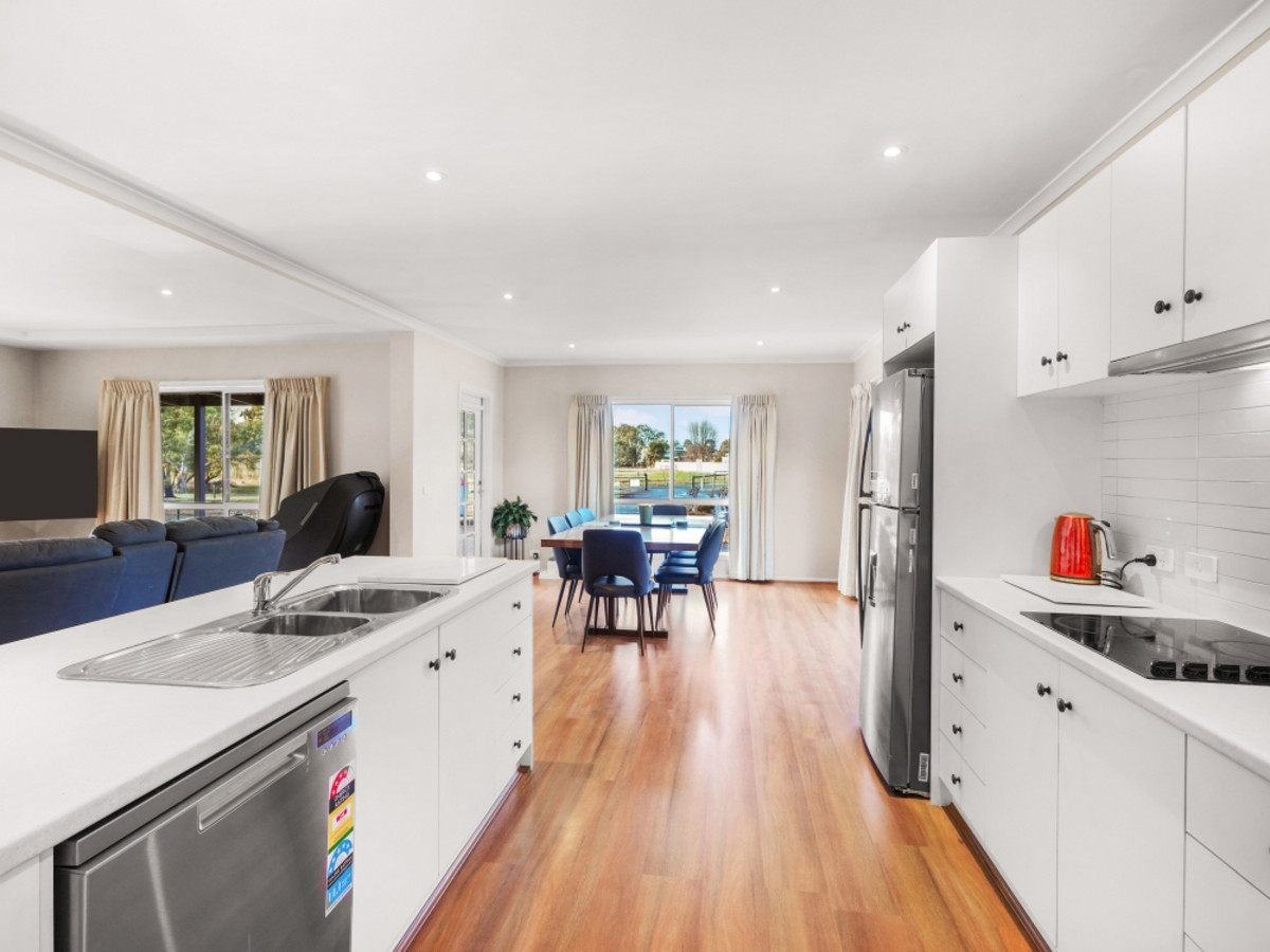 47 Young Street, Hamilton VIC 3300