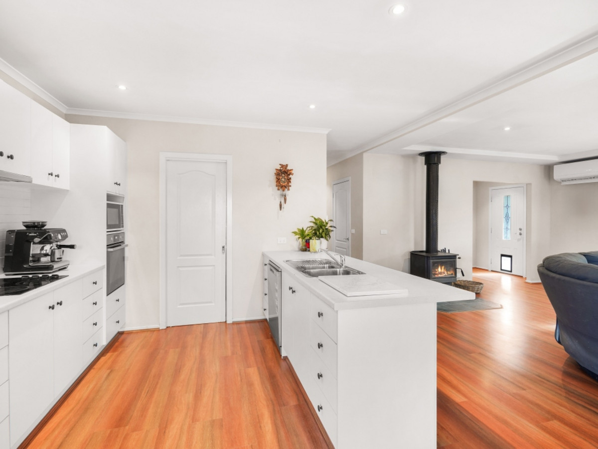 47 Young Street, Hamilton VIC 3300