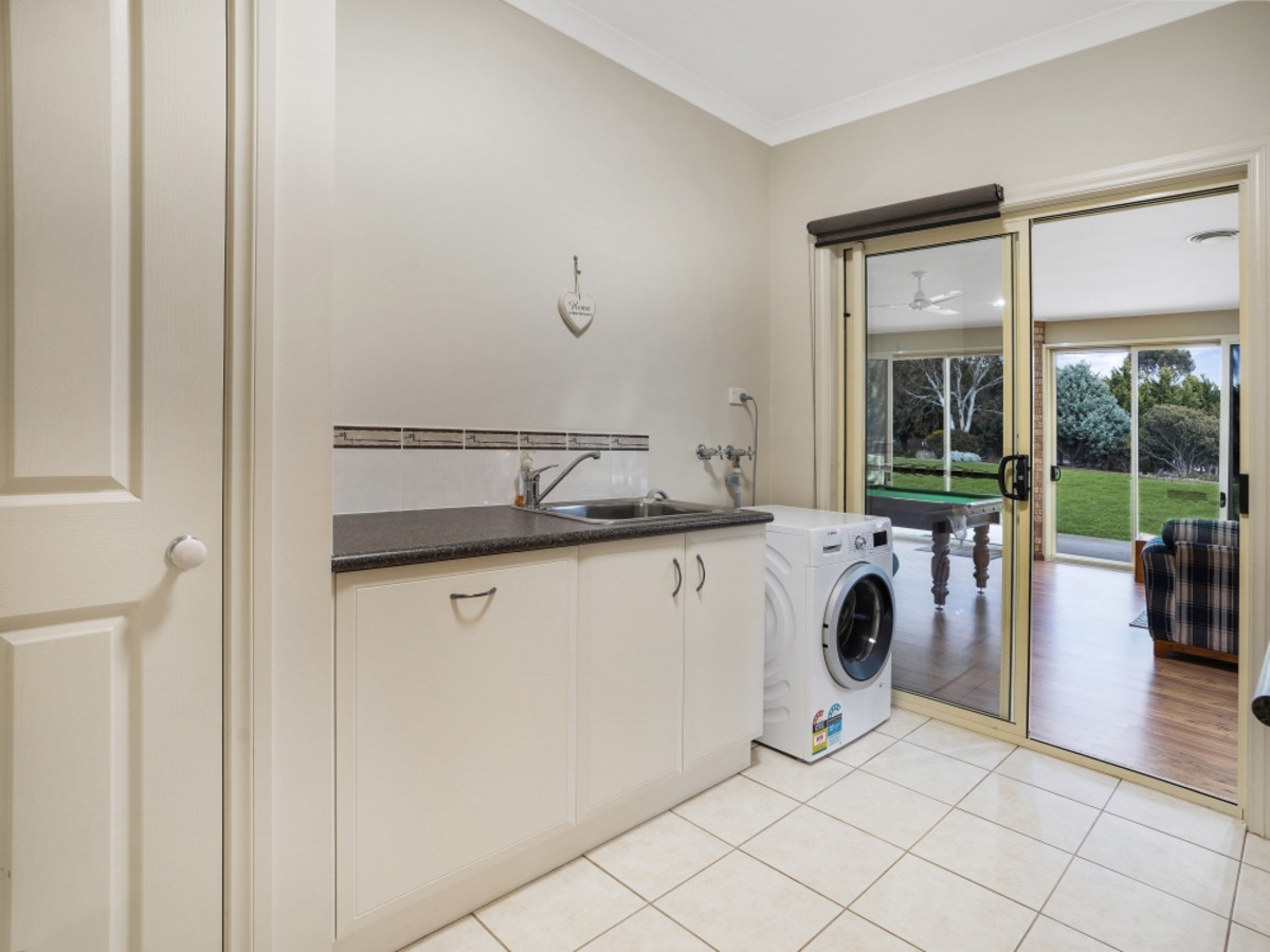 244 Beveridges Road, Hamilton VIC 3300