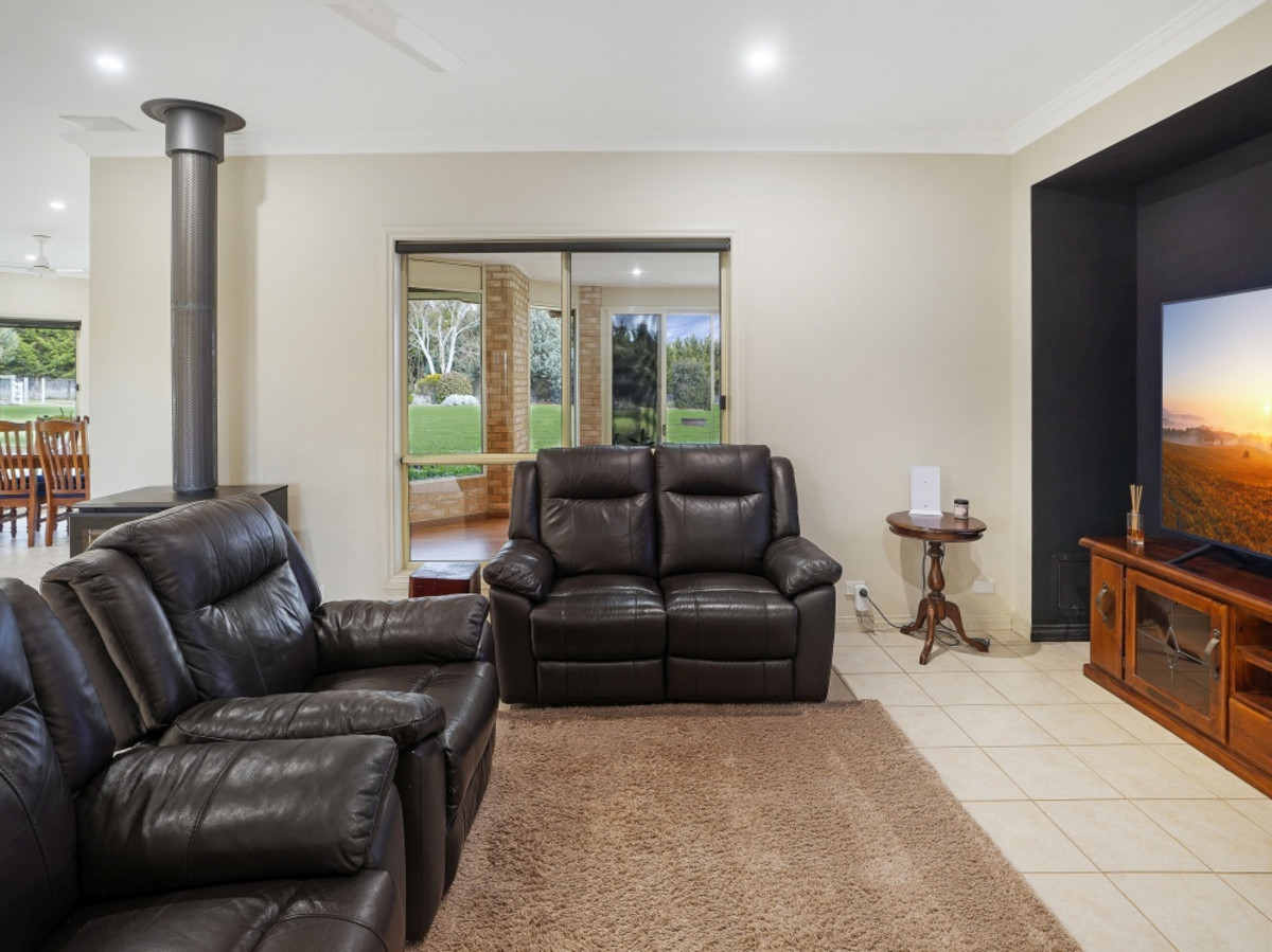 244 Beveridges Road, Hamilton VIC 3300