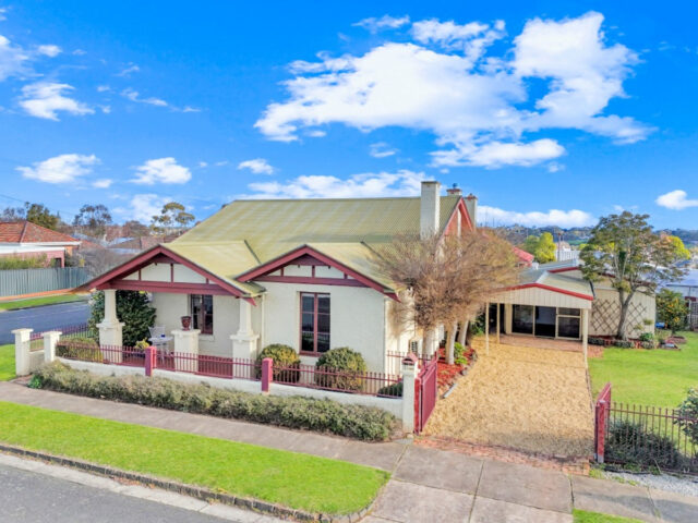 21 Milton Street, Hamilton VIC 3300
