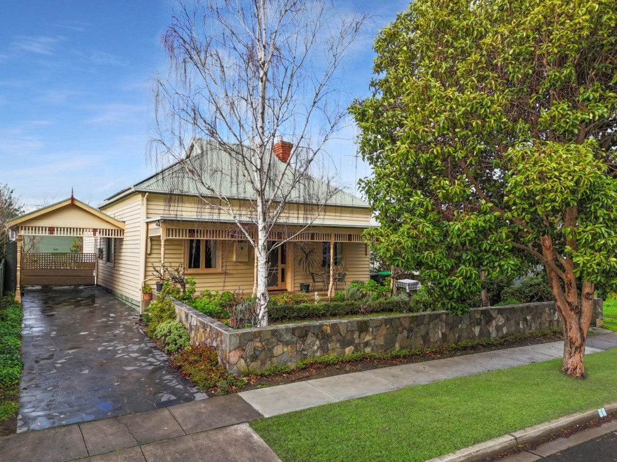 56 Stephen Street, Hamilton VIC 3300