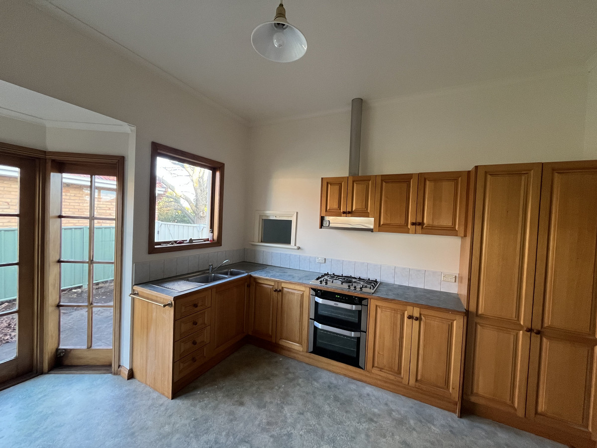 32 MacPherson Street, Hamilton VIC 3300