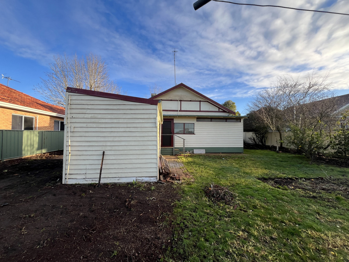 32 MacPherson Street, Hamilton VIC 3300