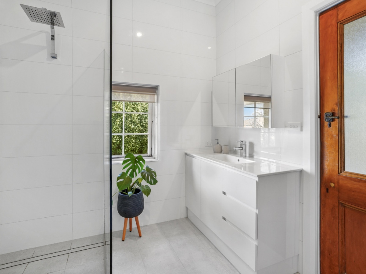 21 Milton Street, Hamilton VIC 3300
