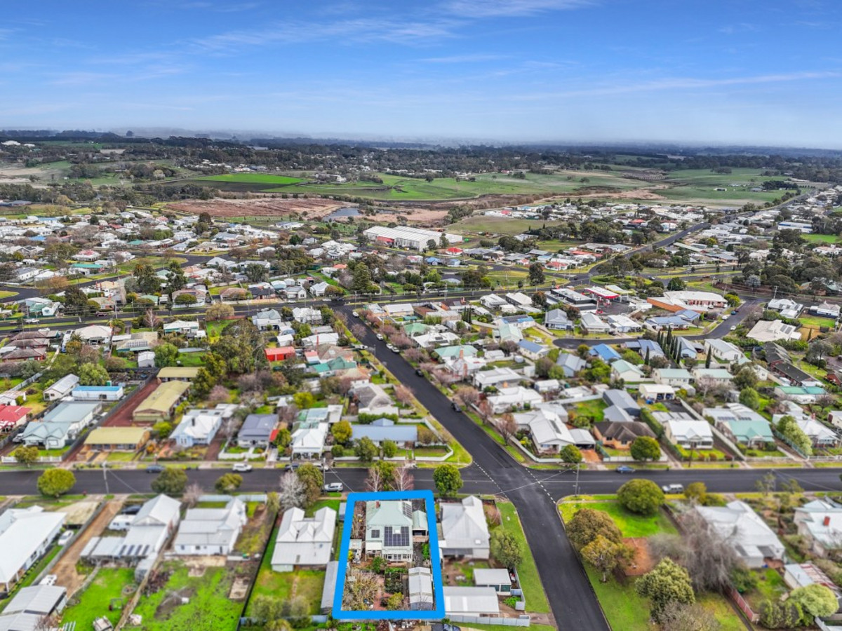 56 Stephen Street, Hamilton VIC 3300