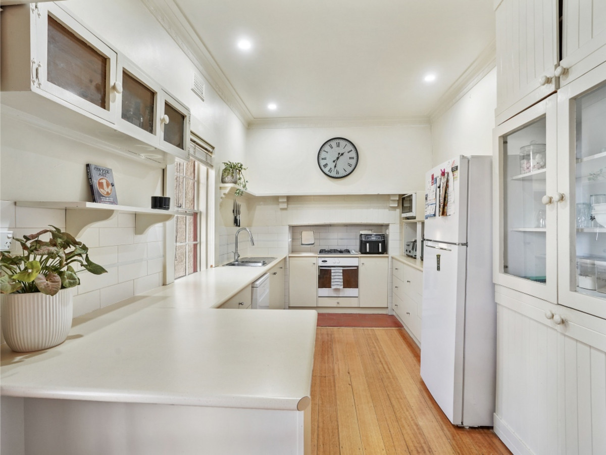 21 Milton Street, Hamilton VIC 3300