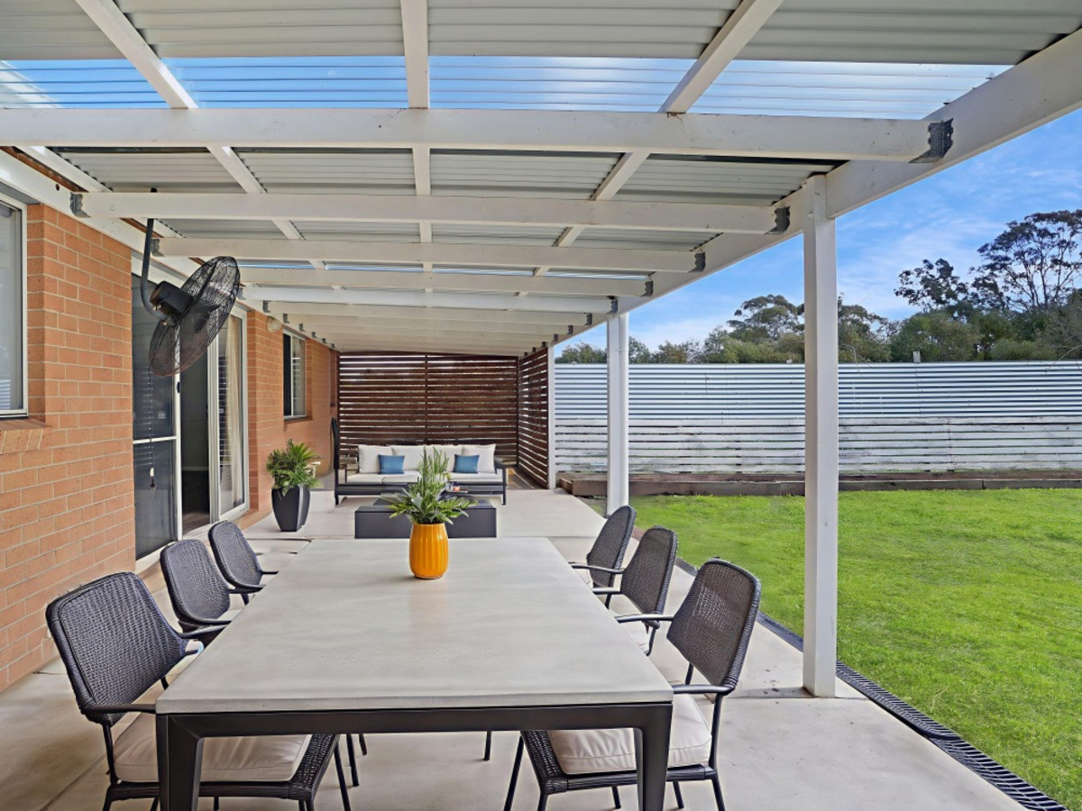 64 Pioneer Street, Hamilton VIC 3300